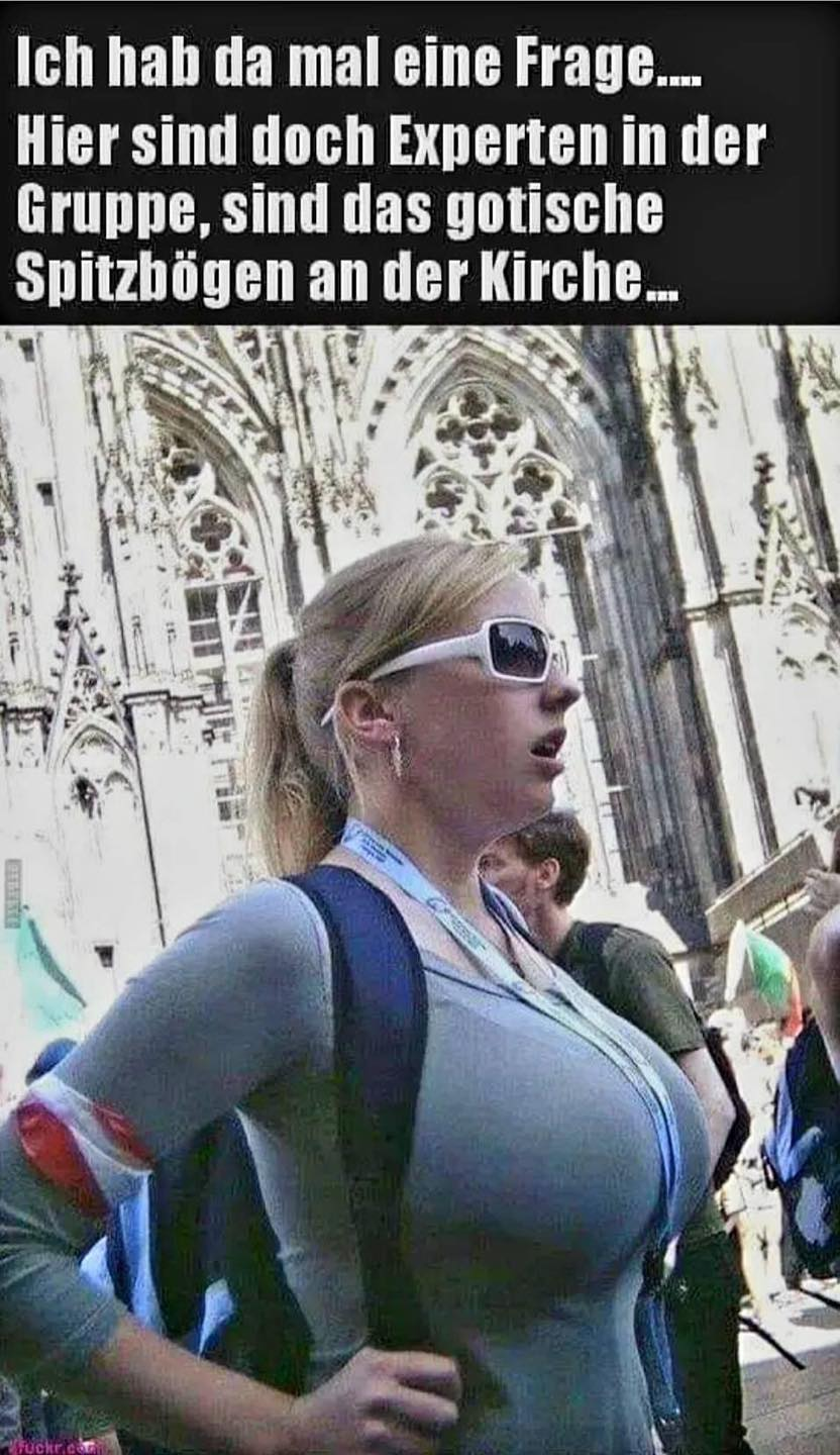 Ich hab da mal eine Frage.... Hier sind doch Experten in der Gruppe, sind das gotische Spitzbögen an der Kirche...