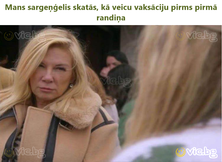 Mans sargeņģelis skatās, kā veicu vaksāciju pirms pirmā randiņa