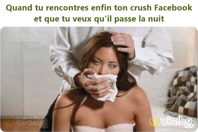 Când în sfârșit îți întâlnești crush-ul de pe Facebook și vrei să rămână peste noapte
