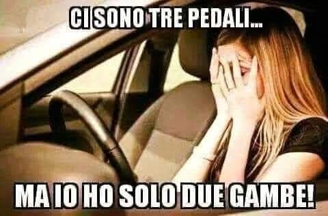 Ci sono tre pedali... Ma io ho solo due gambe!