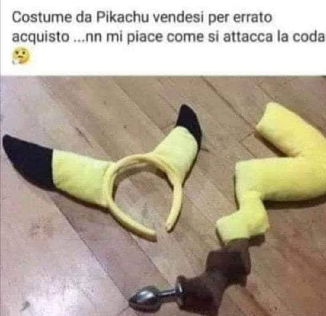 Costume da Pikachu vendesi реr errato acquisto ... Nn mi piace соmе si attacca la coda