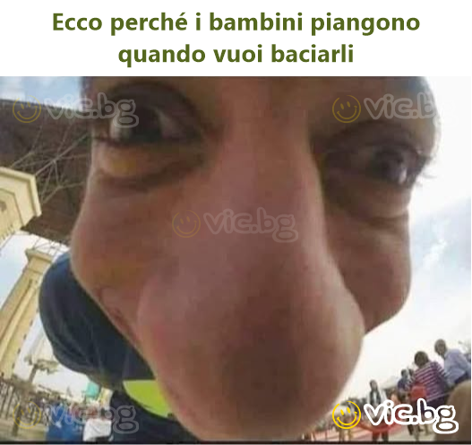 Ecco perché i bambini piangono quando vuoi baciarli