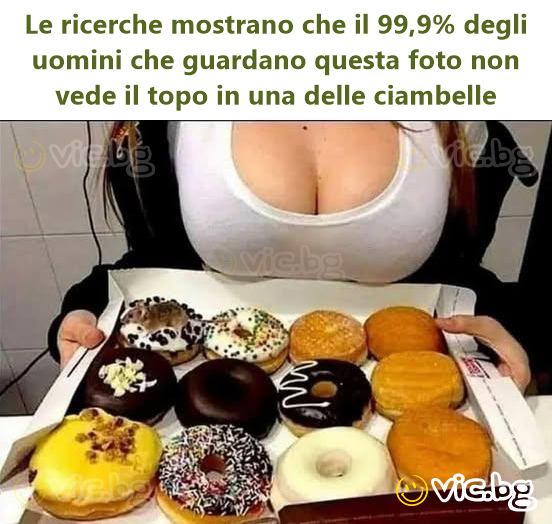 Le ricerche mostrano che il 99,9% degli uomini che guardano questa foto non vede il topo in una delle ciambelle