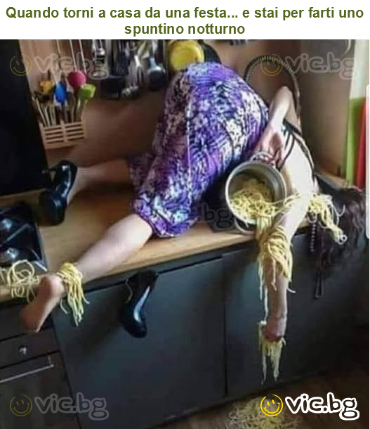 Quando torni a casa da una festa... e stai per farti uno spuntino notturno