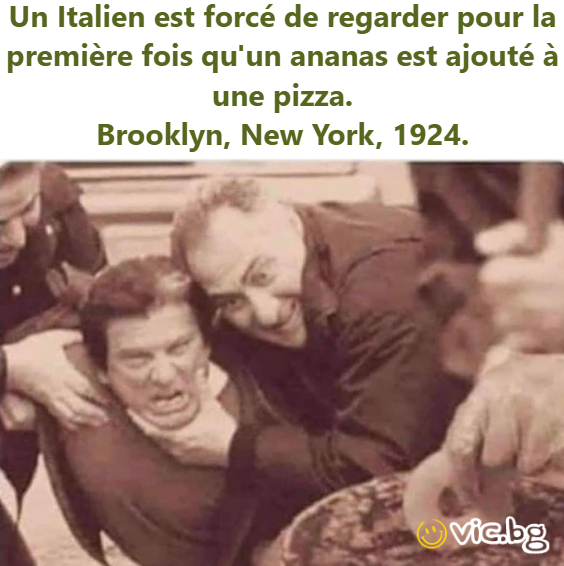 Un Italien est forcé de regarder pour la première fois qu'un ananas est ajouté à une pizza. Brooklyn, New York, 1924.