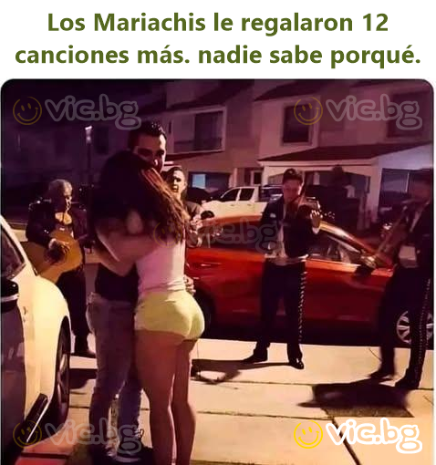 Los Mariachis le regalaron 12 canciones más. nadie sabe porqué.