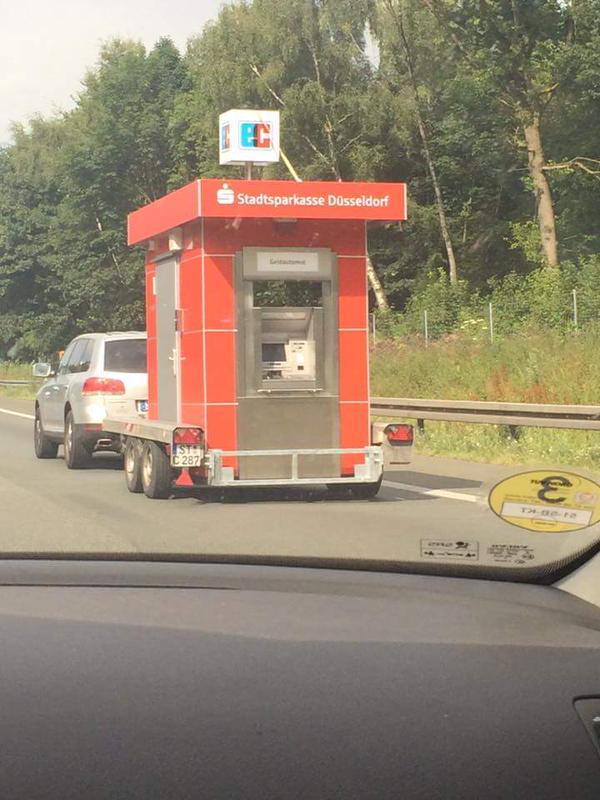 Germat touris Going to Greece for vacation