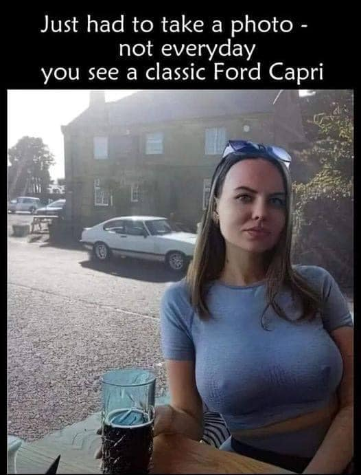 Just had to take a photo - not everyday you see a classic Ford Capri