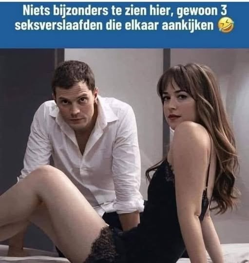 Niets bijzonders te zien hier, gewoon 3 seksverslaafden die elkaar aankijken