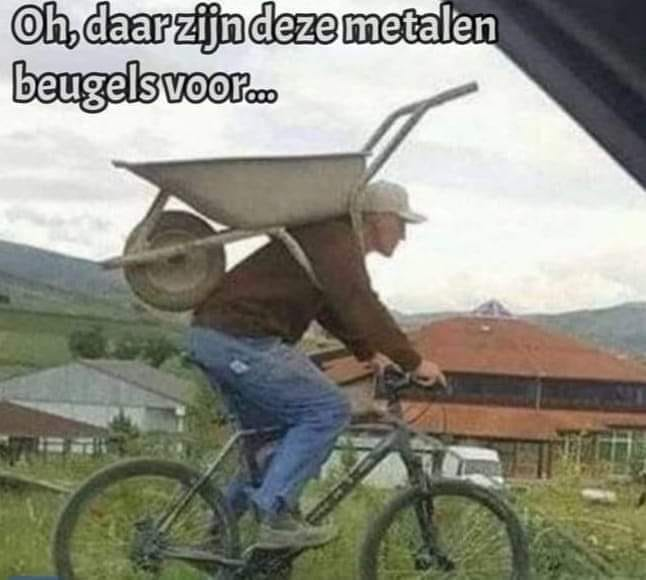 Oh, daar zijn deze metalen beugels voor...