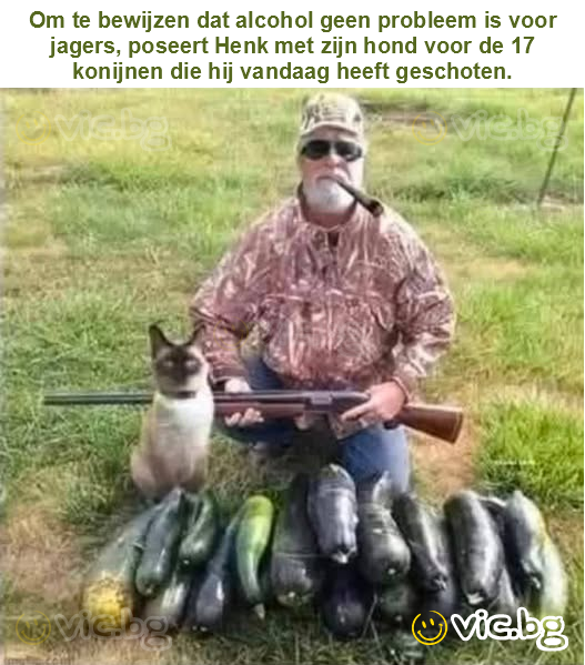 Om te bewijzen dat alcohol geen probleem is voor jagers, poseert Henk met zijn hond voor de 17 konijnen die hij vandaag heeft geschoten.