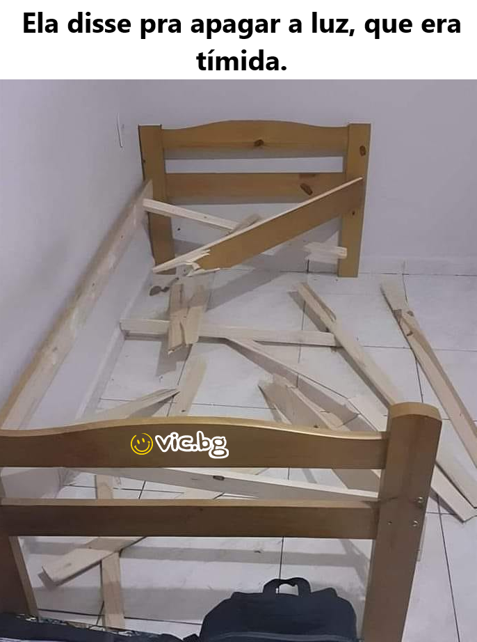 Ela disse pra apagar a luz, que era tímida.