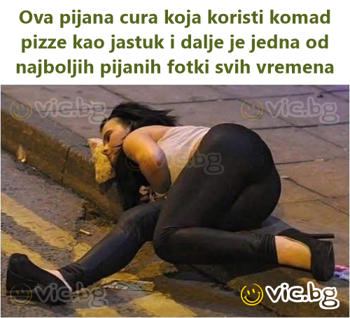 Ova pijana cura koja koristi komad pizze kao jastuk i dalje je jedna od najboljih pijanih fotki svih vremena