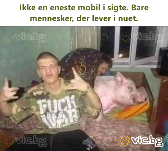 Ikke en eneste mobil i sigte. Bare mennesker, der lever i nuet.