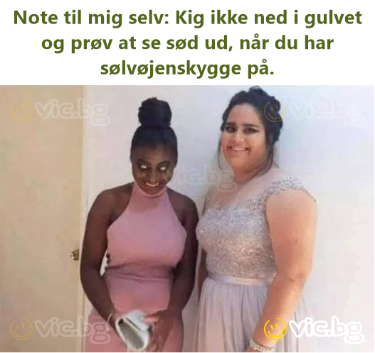 Note til mig selv: Kig ikke ned i gulvet og prøv at se sød ud, når du har sølvøjenskygge på.