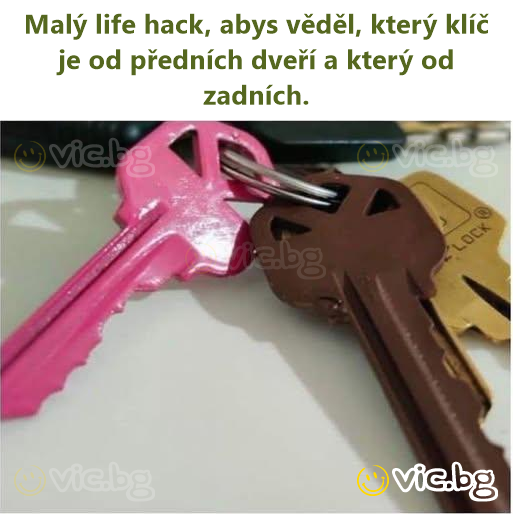 Malý life hack, abys věděl, který klíč je od předních dveří a který od zadních.
