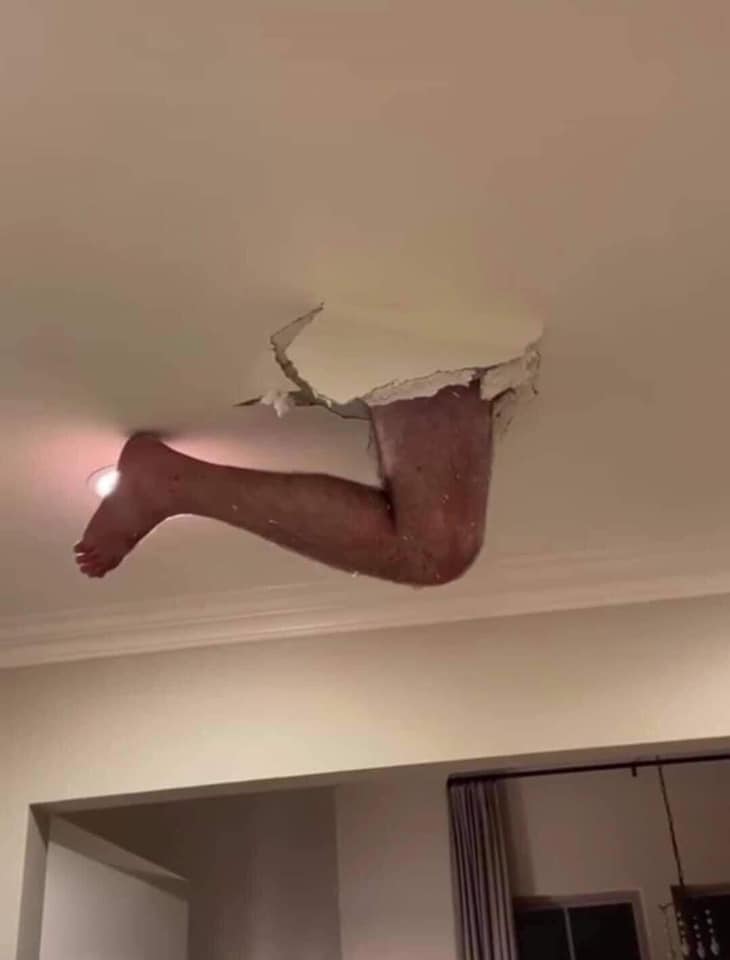 "Раждането на картонаджията", творба на неизвестен майстор от началото на XXI в.